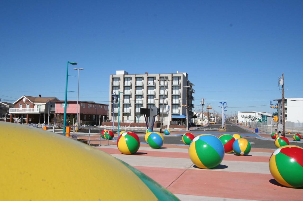 Newport Beach Resort Wildwood Exteriör bild