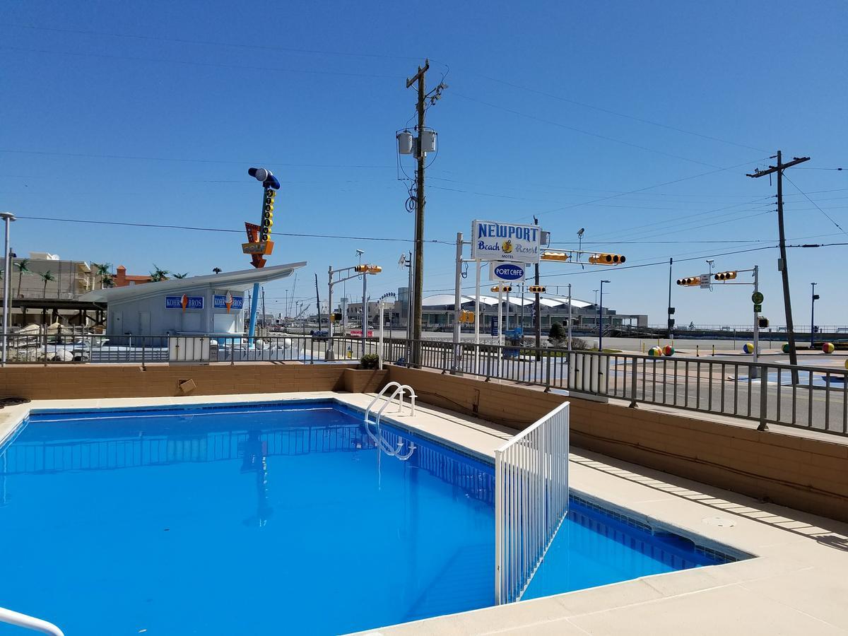Newport Beach Resort Wildwood Exteriör bild
